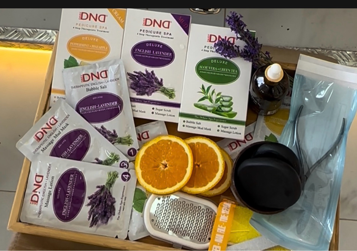 DND Deluxe peducure( gel includes)