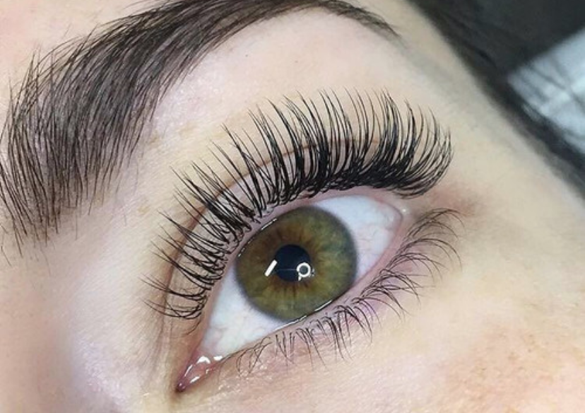 Classic lashes (natūralus efektas )