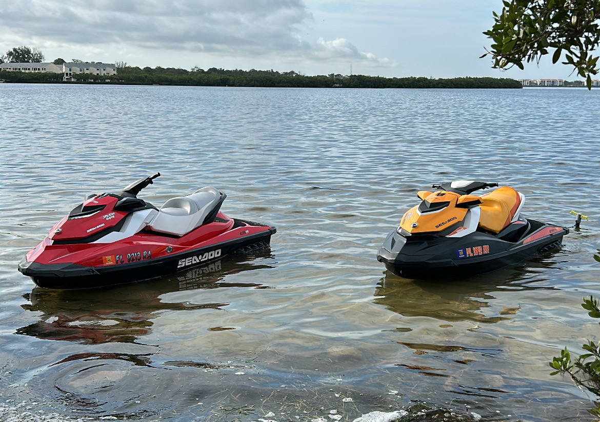 2 JETSKIS - NO PASSENGER ( ALL DAY )
