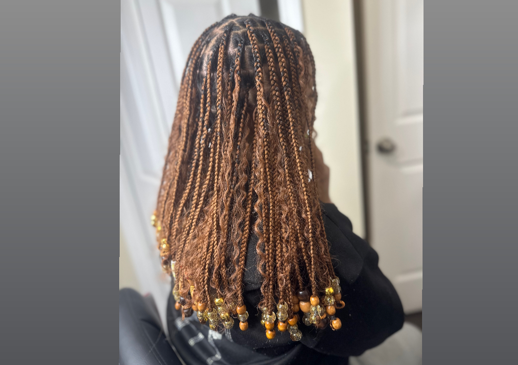 Medium Knotless Bob