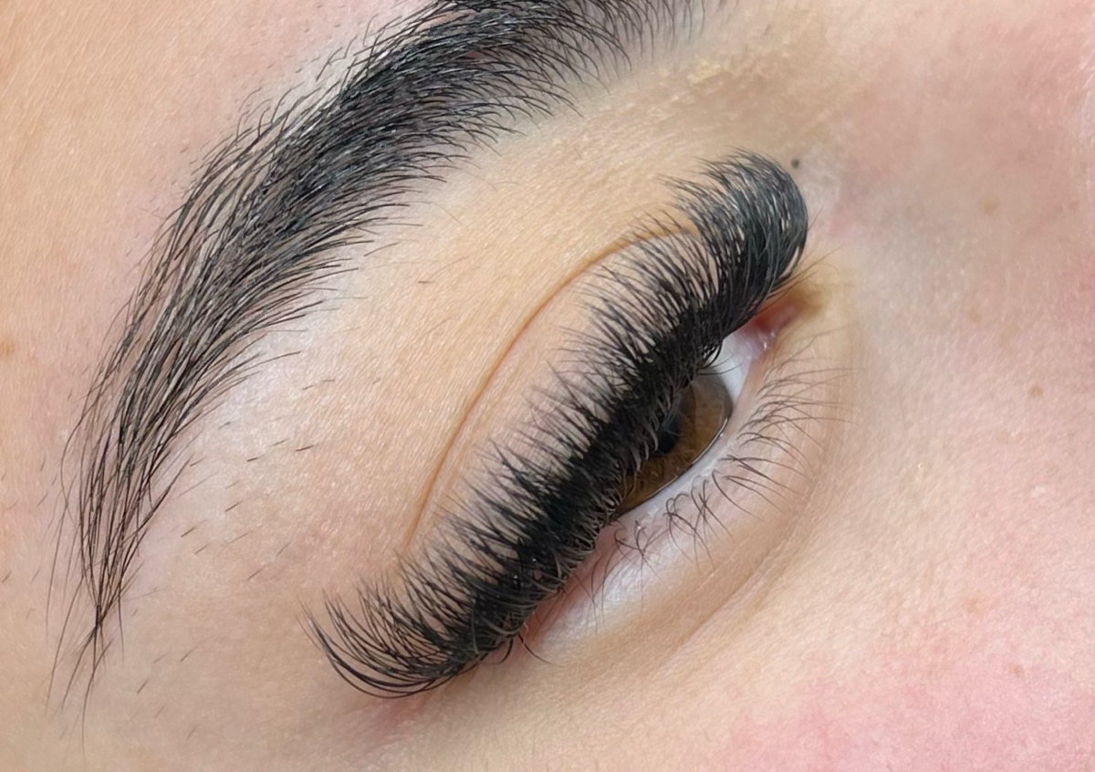 Russian Hybrid Lash Extension Infills