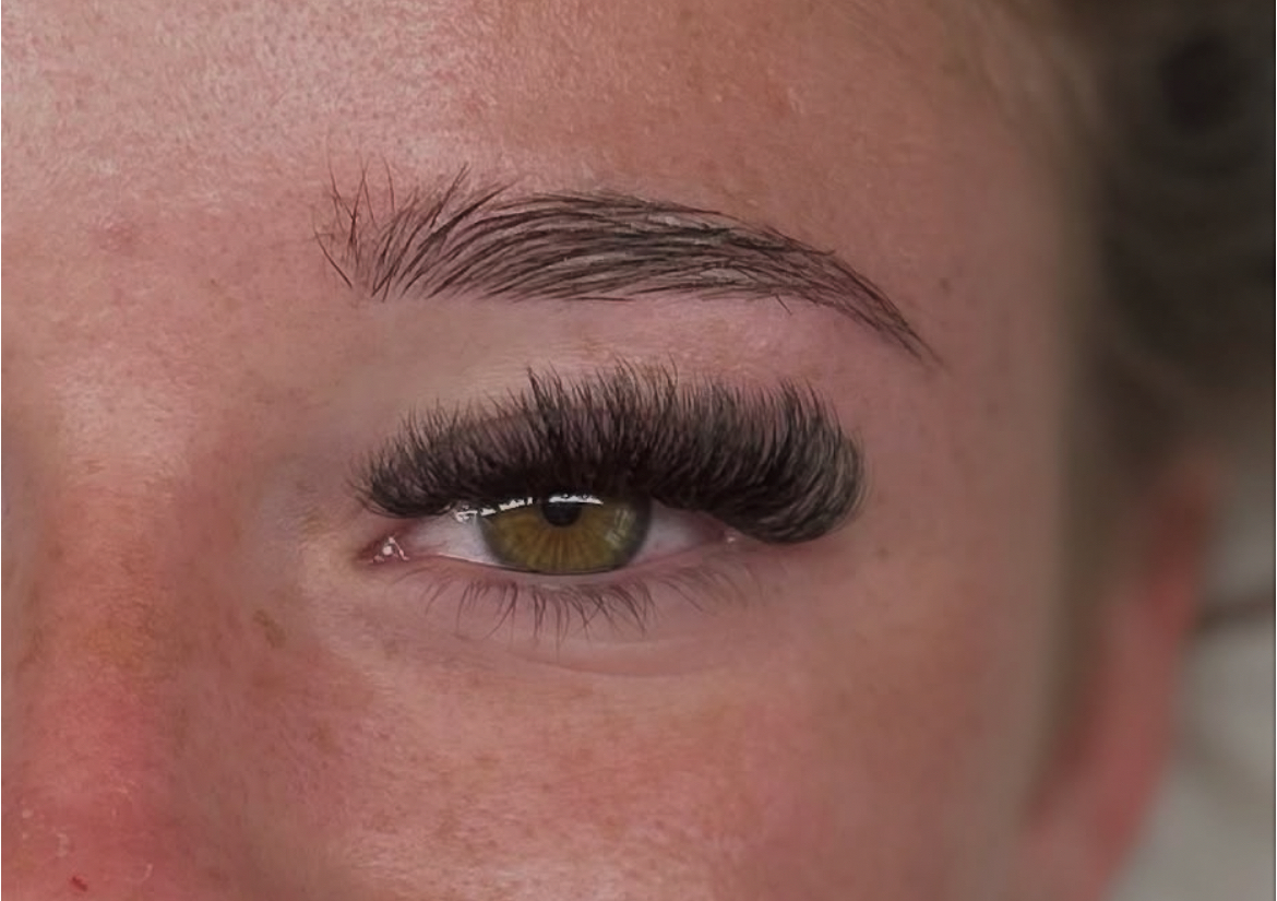 Fullset Clover Lash Extensions