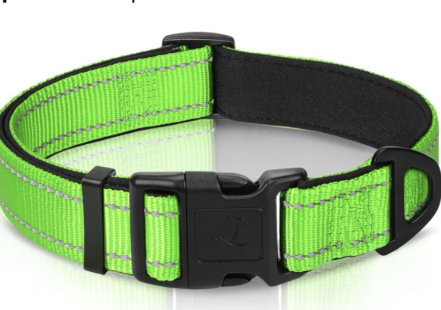 Collar color verde
