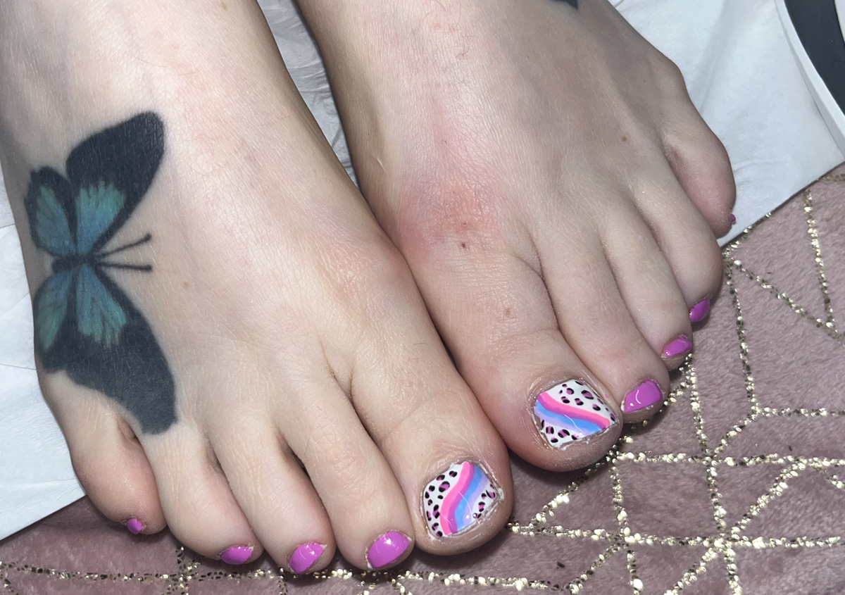 File & toe gel