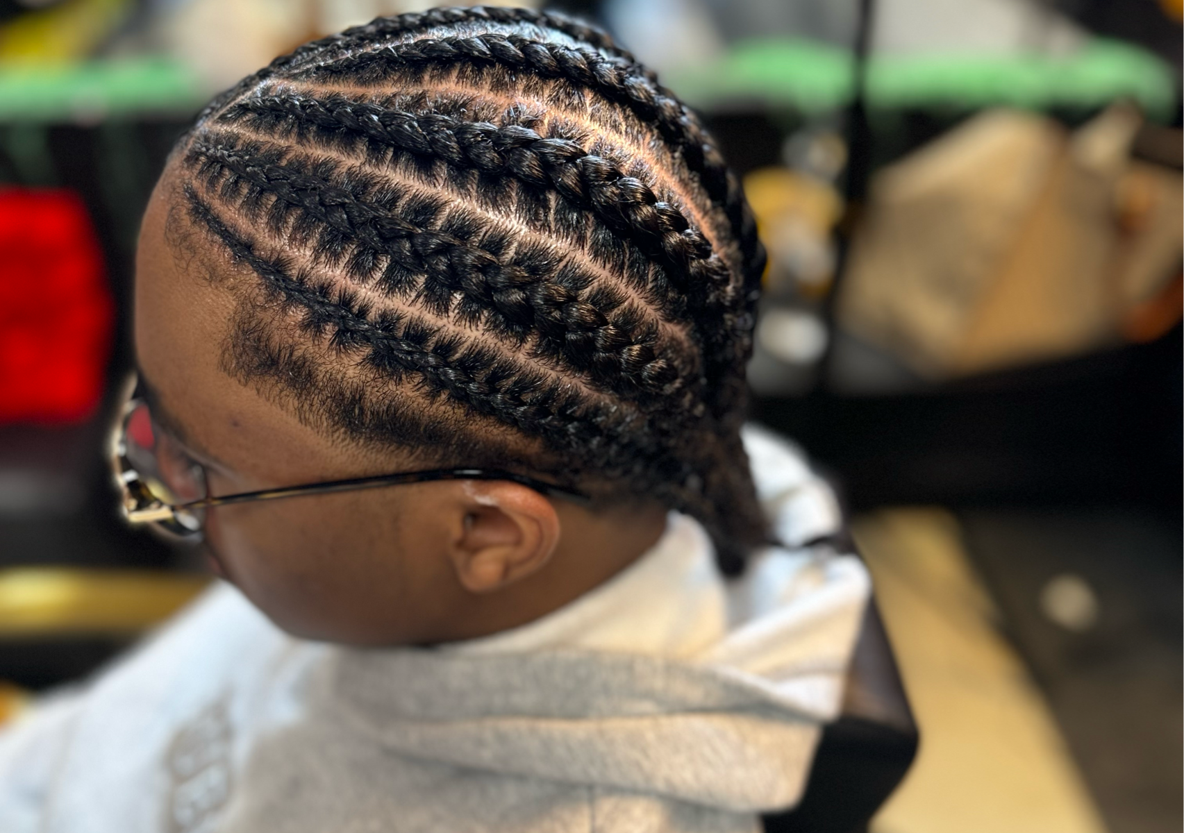 Men Cornrows 4-6 braids- whole head-(No designs-straight-backs) - SHAMPOO INCLUDED