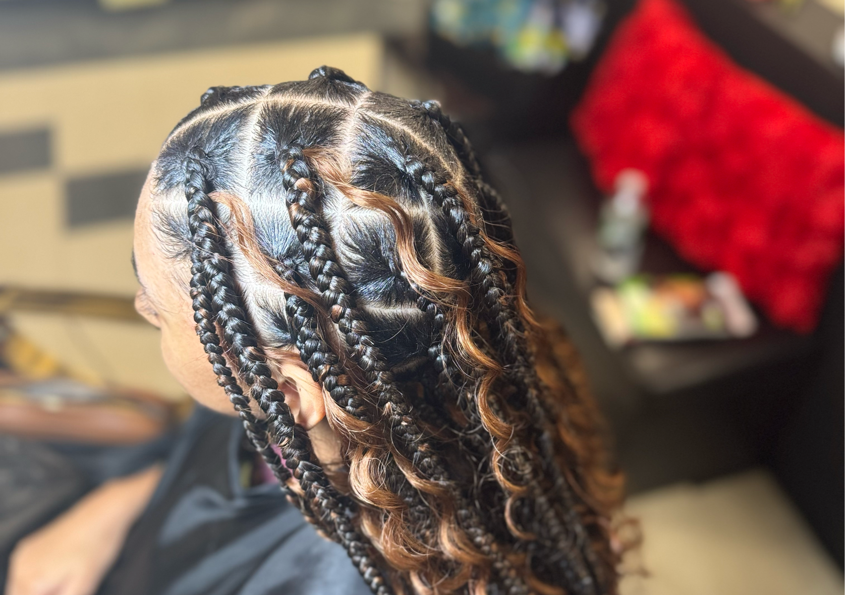 Bohemian or Tradional Large Knotless (hair not included)