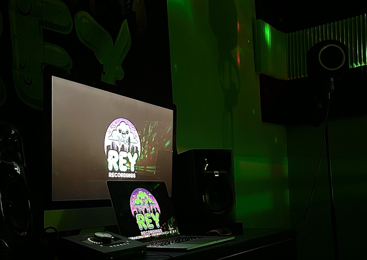 2 Hour Recording Session (W/Engineer)