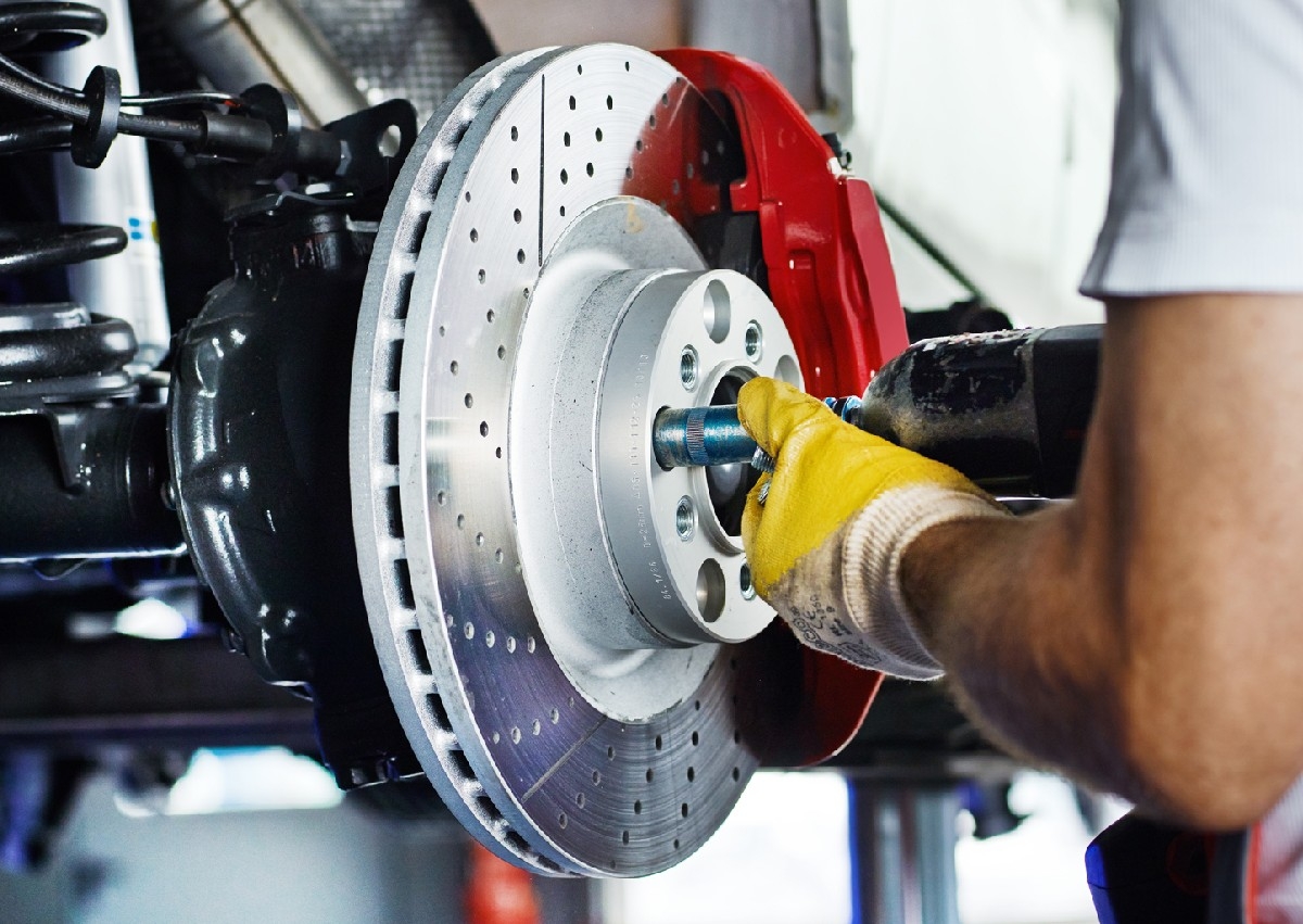 Service freinage "disques et plaquettes"