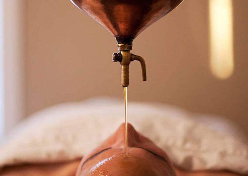 Shirodhara & Abhyanga Ritual