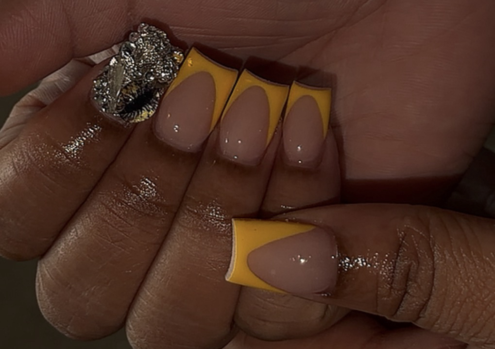 SHORT SET “TUESDAY’S ONLY” CASH ONLY!