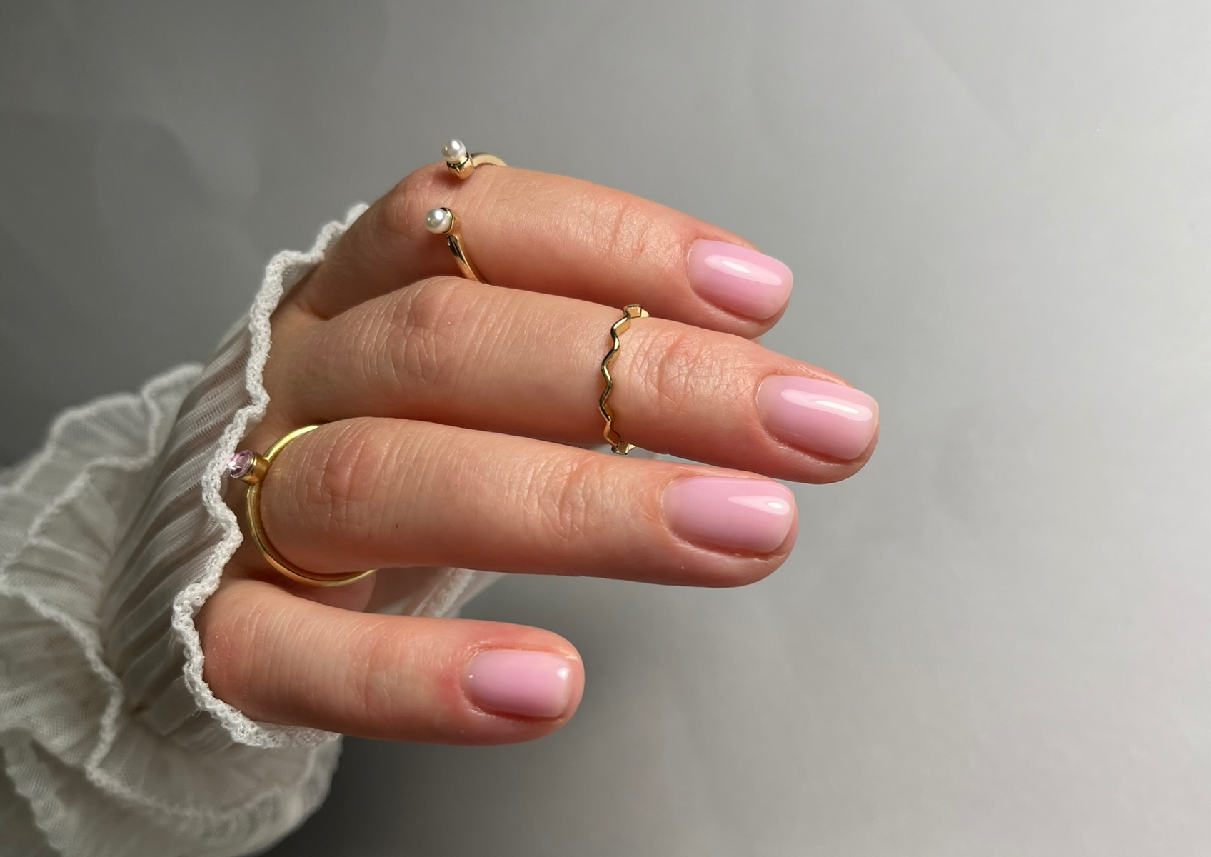 Gainage ou renforcement ongle naturel- gel pe unghia naturala sau semi cu apex