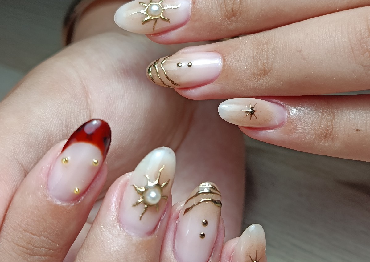 Manicura Semi - Refuerzo en buildergel (3/4)