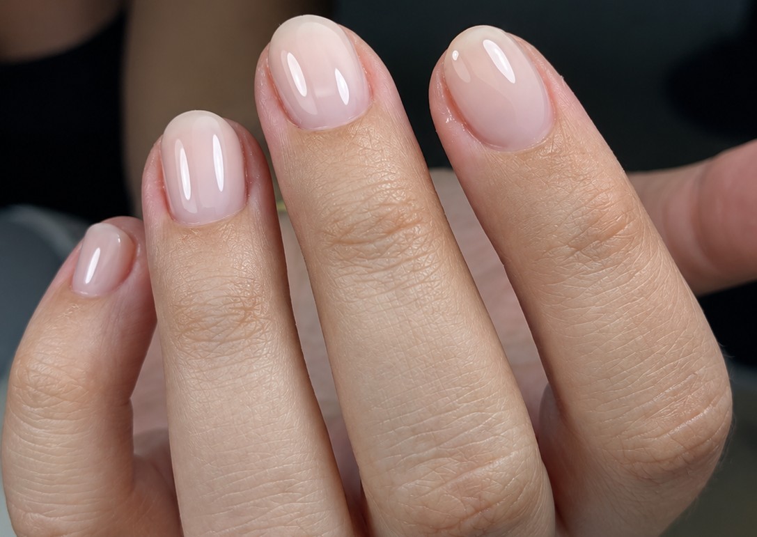 Manicura Semi - Nivelación (uñas cortas a medio) (4/5)