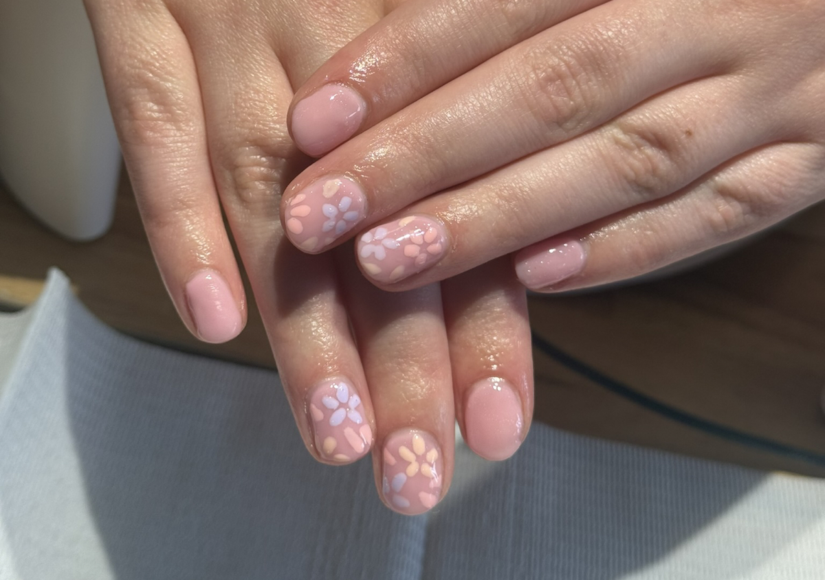1 YEAR OF GEL POLISH