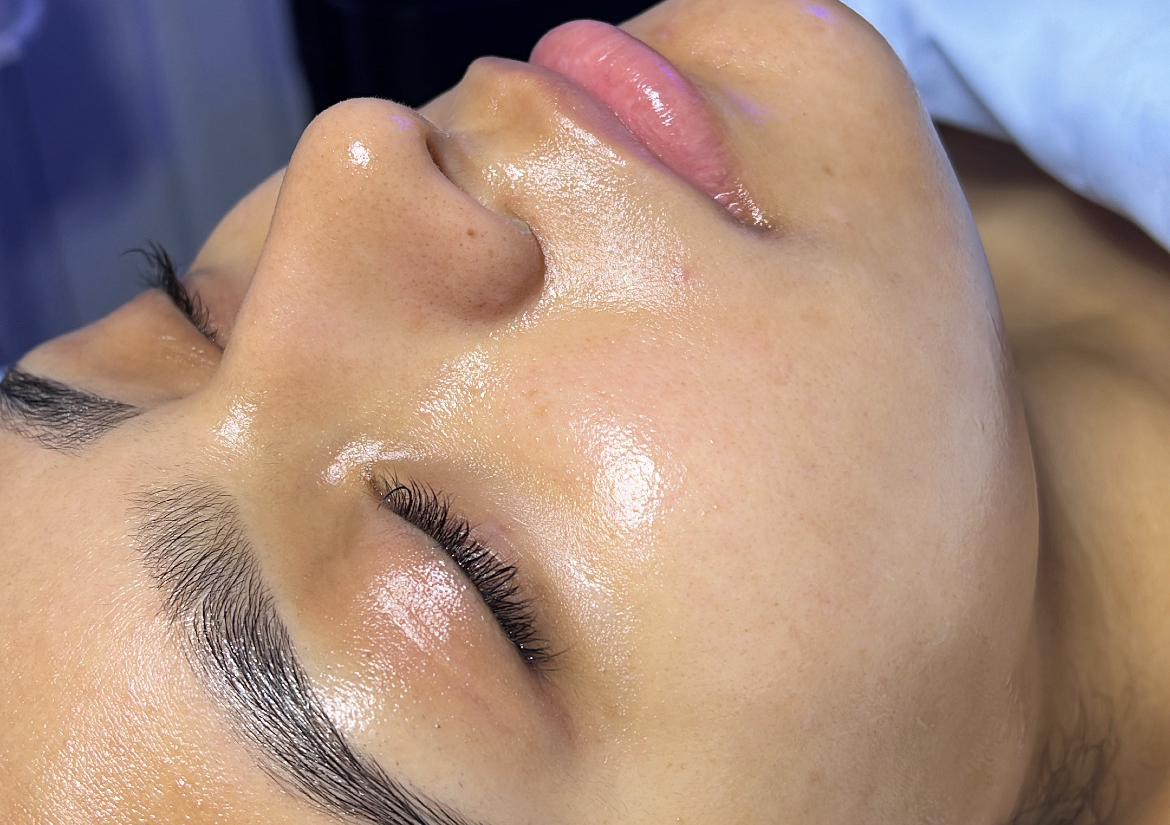 Glass Skin Facial
