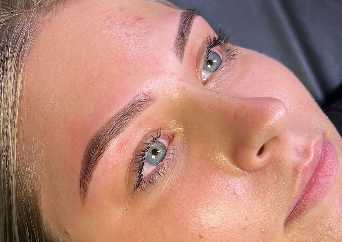 Brow Sculpt & Hybrid Tint