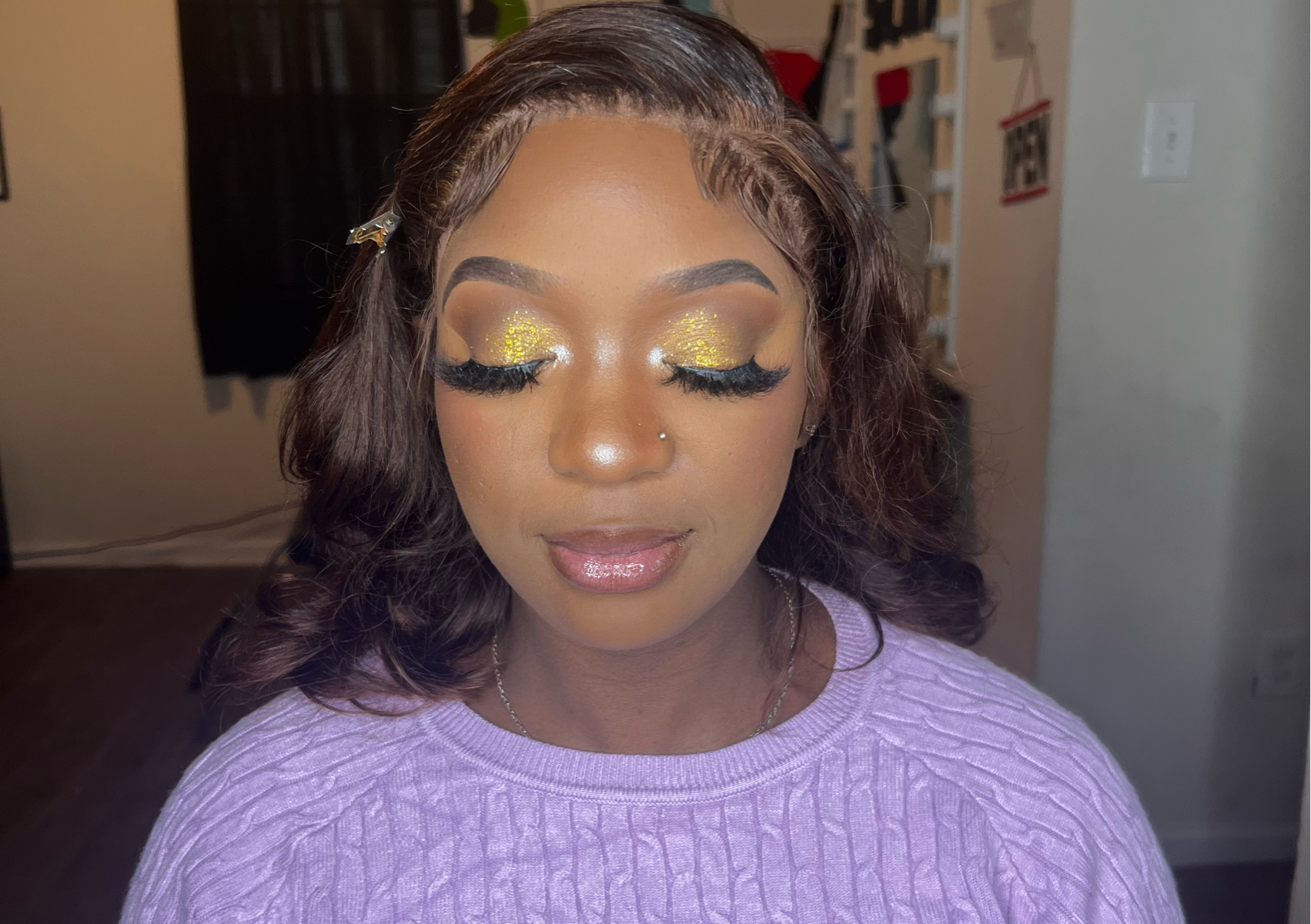 City Glam (lashes included)