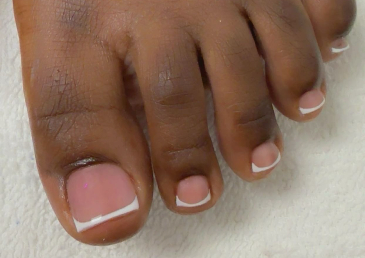 Pedi w/ acrylic toenails