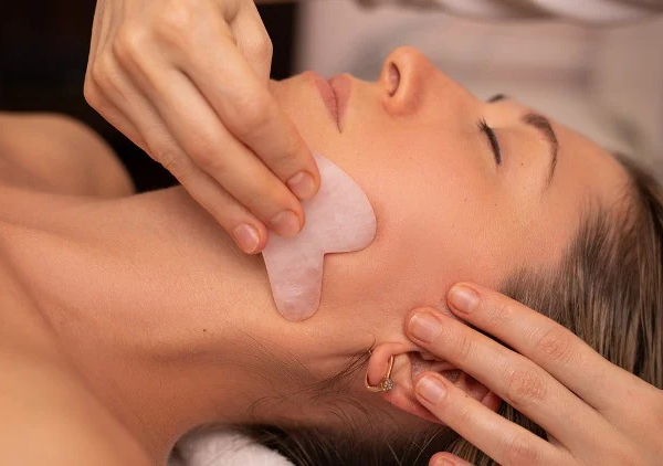 10 minute Gua-Sha Neck and Face