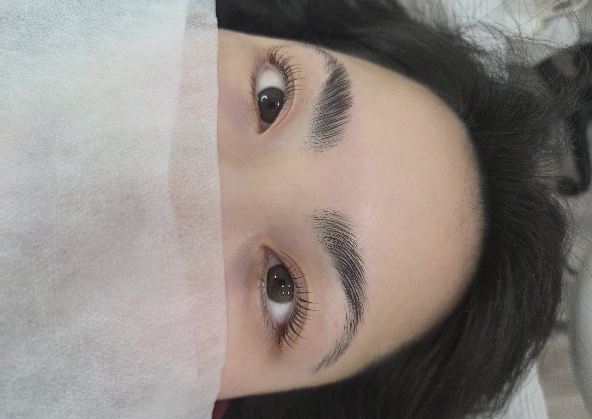 Brow Lamination