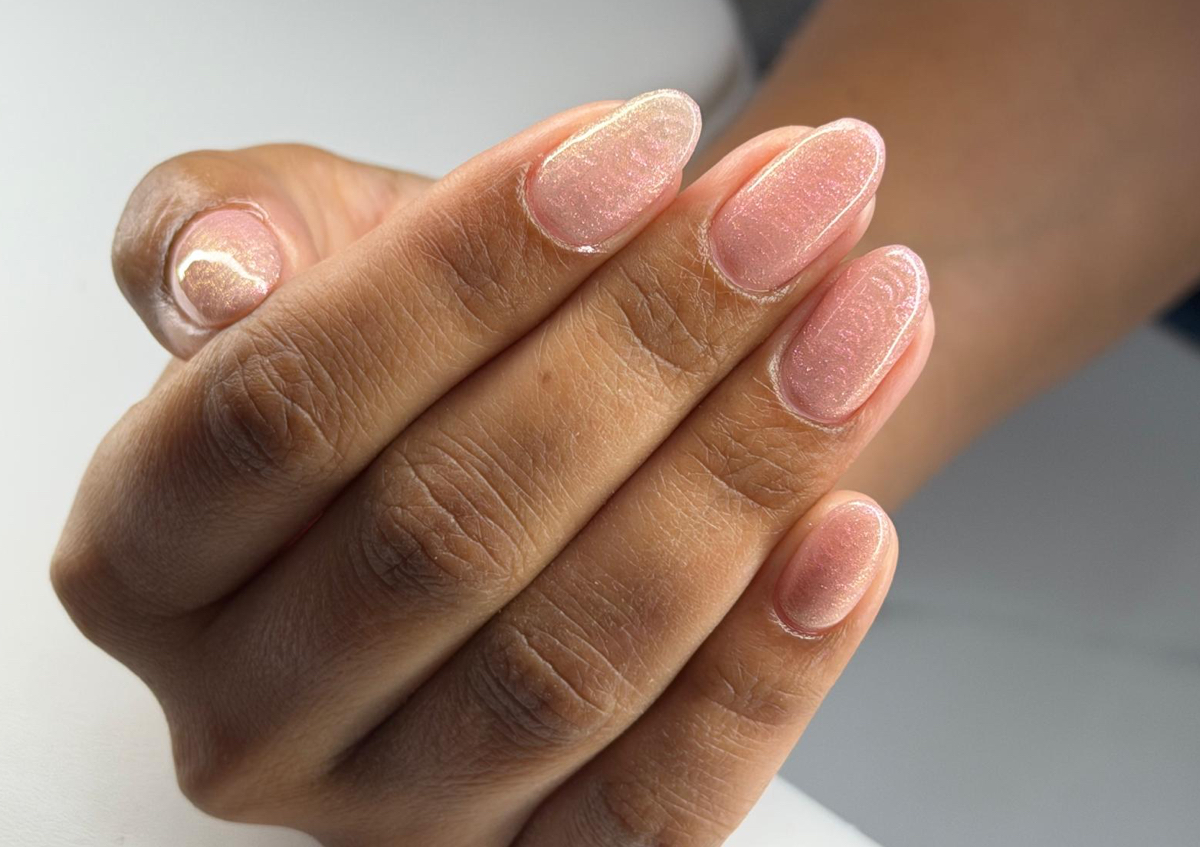ESMALTADO EN GEL MANOS