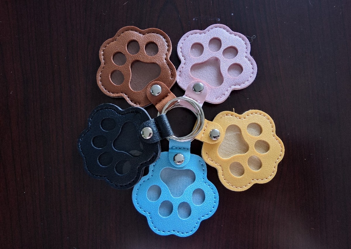 Pet fur memory keychains