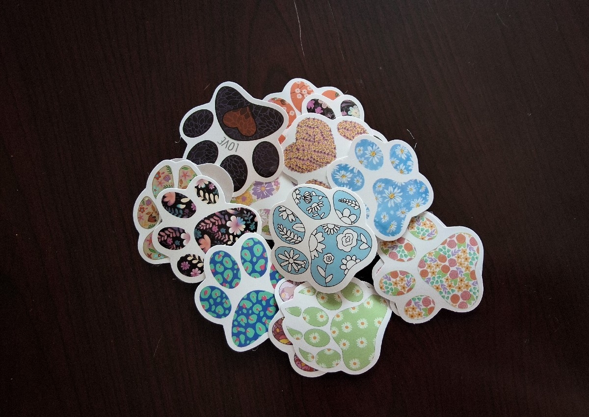 Paw stickers