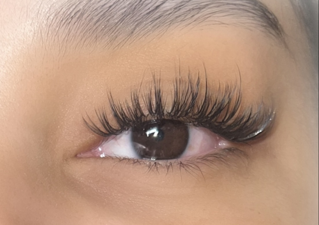 Wet Look Lashes