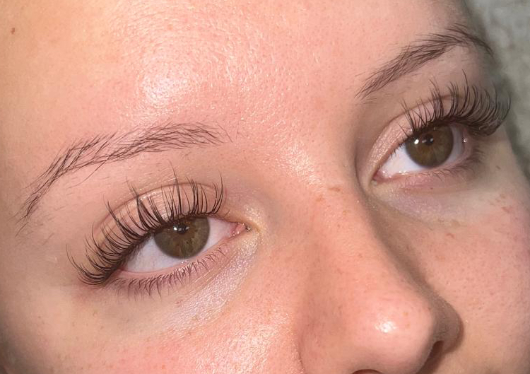 Wispy Classic Lashes