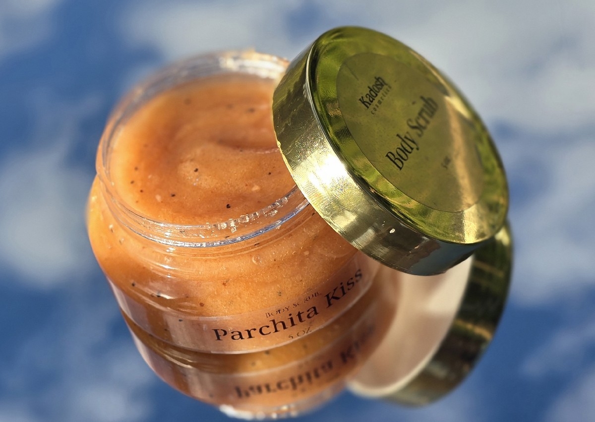 Body Scrub- Parchita Kiss