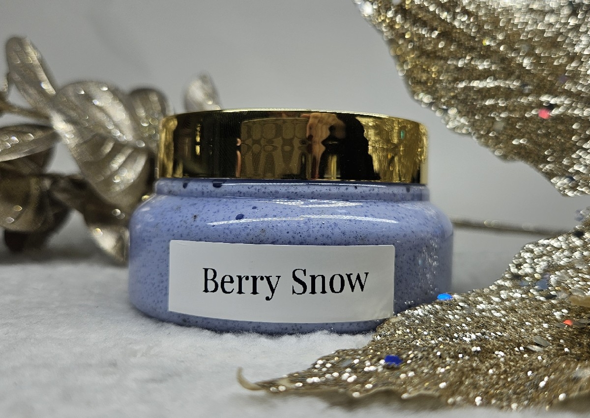 Body Scrub - Berry Snow