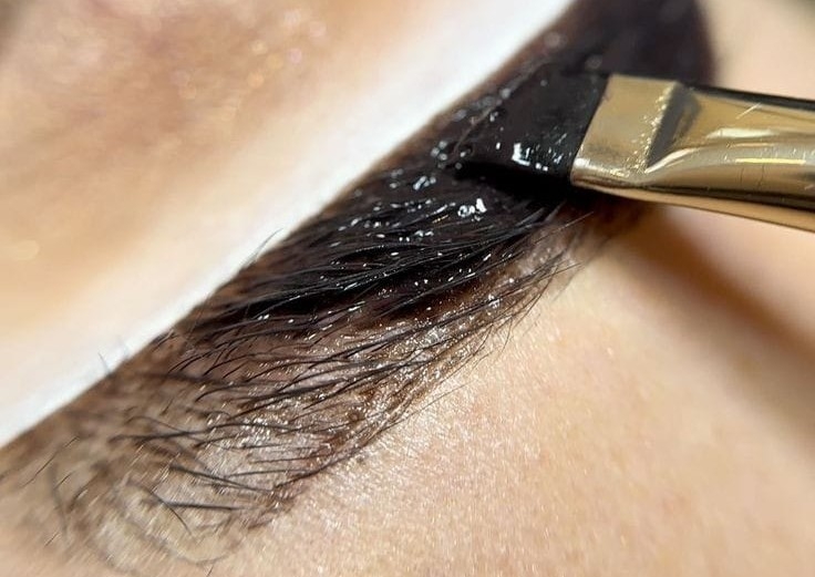 Brow tint + depilacion