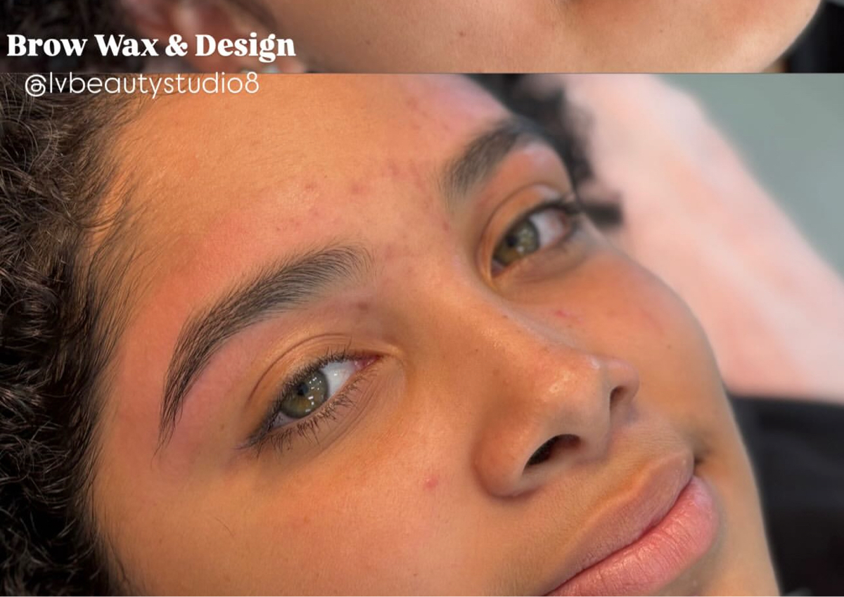 Brow Wax ( Depilación de Cejas)