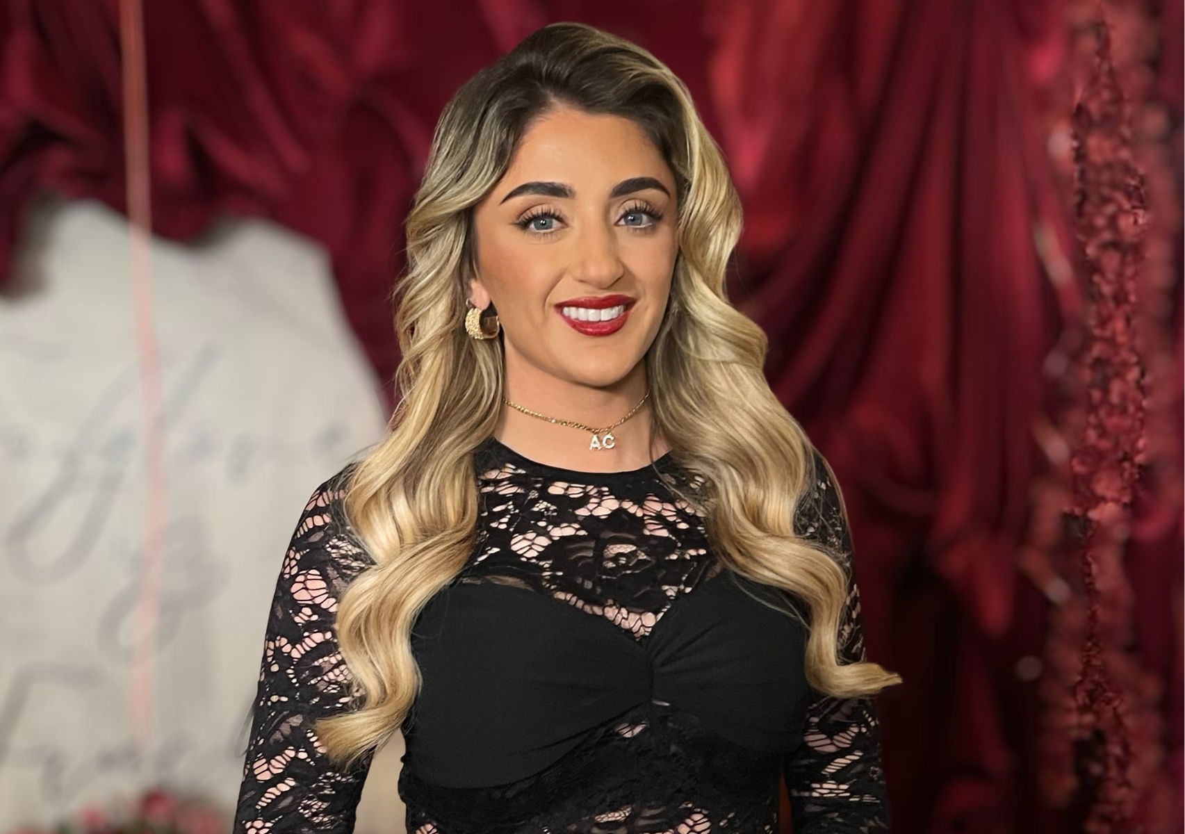 Hair Styling - Glam Hollywood Waves 