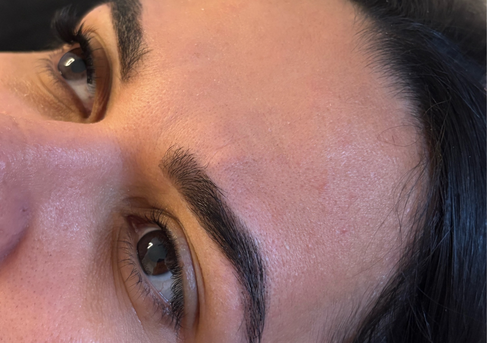 Brow wax+ tint