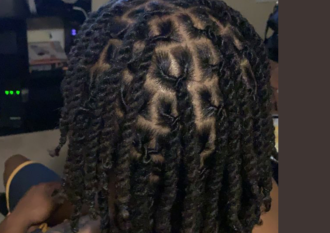 Strand twist with extension 