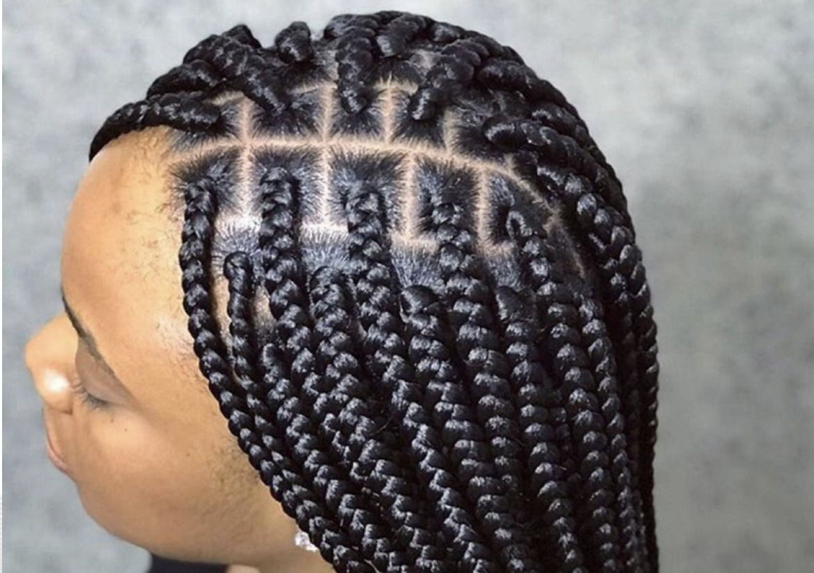 Box braids medium waist Length 