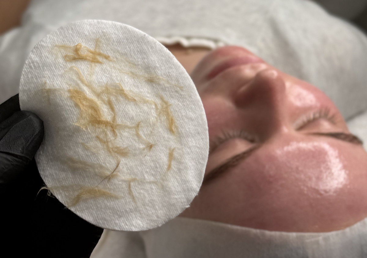 Luxury Dermaplane Facial 
