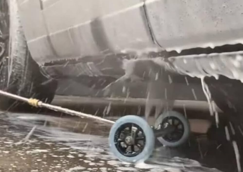 Undercarriage cleaning 