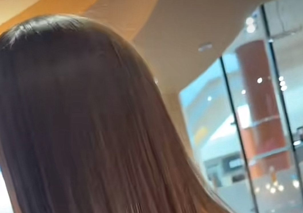 Silk Press (midback)