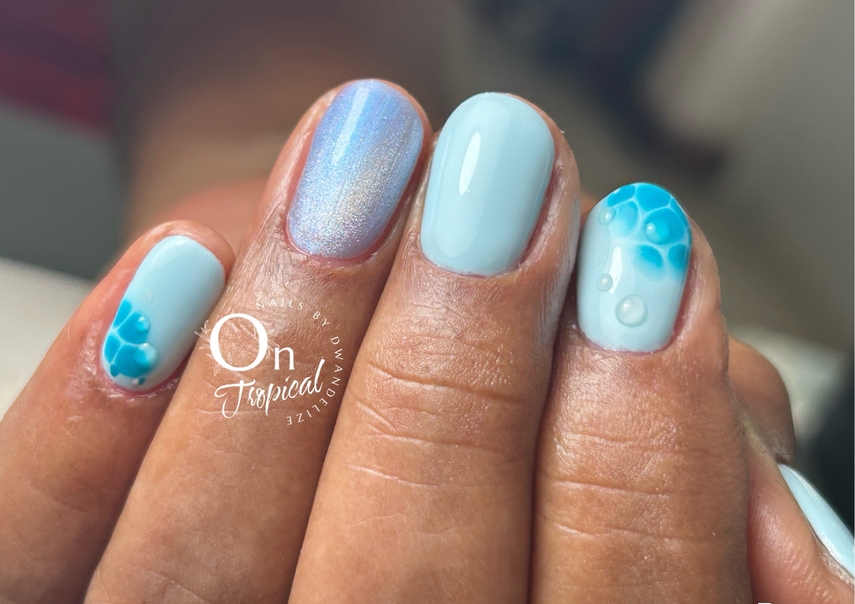 Manicura en Seco + Esmalte en Gel