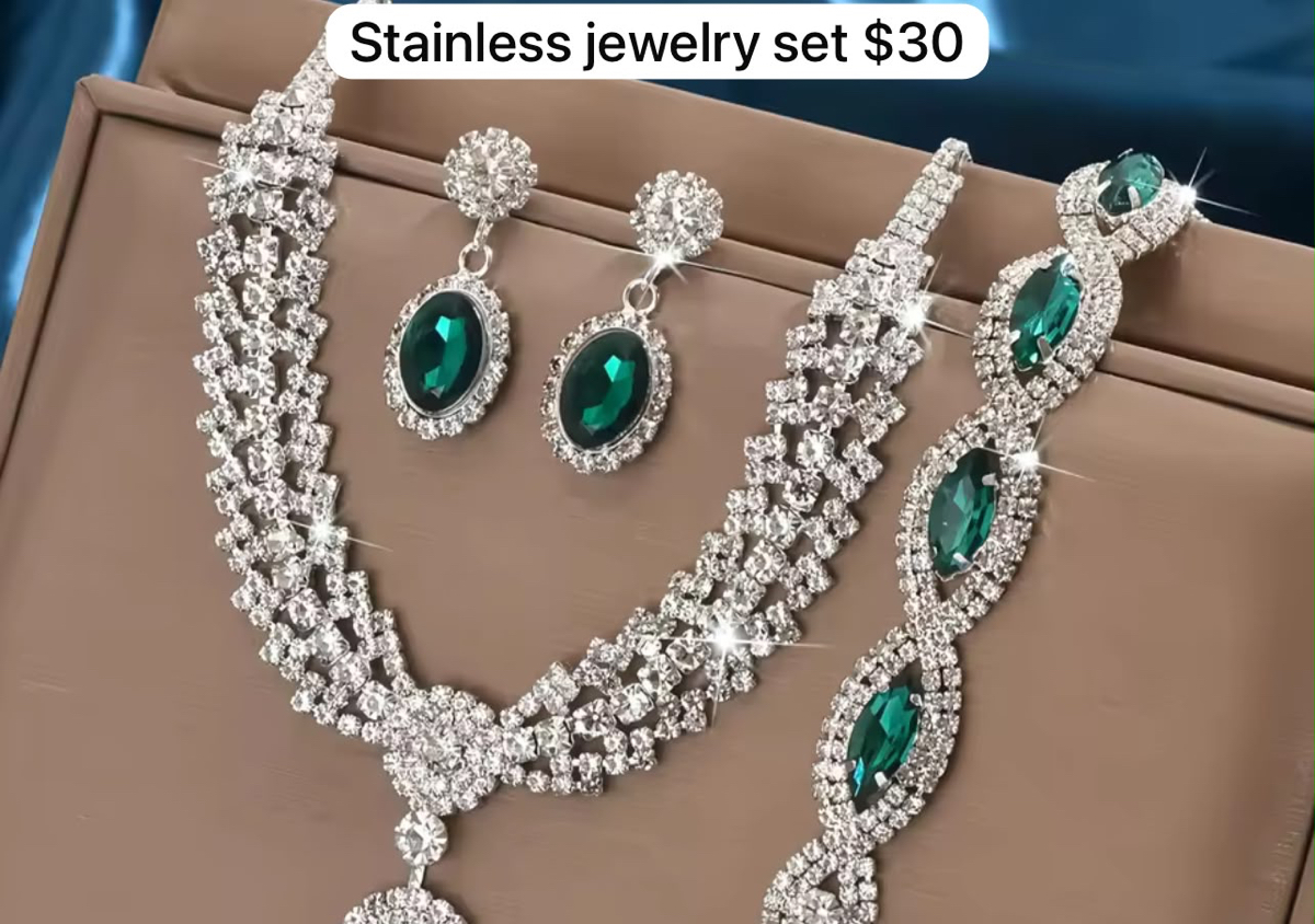 Green bridal jewelry set