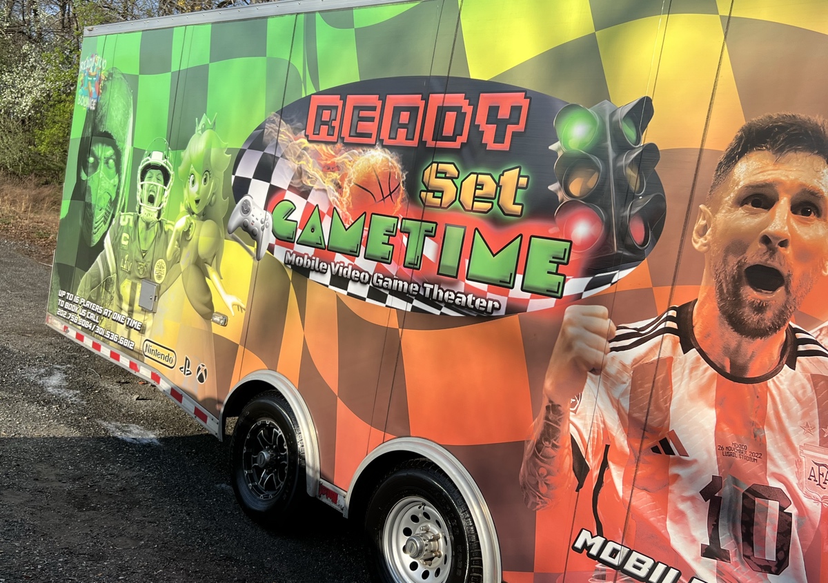Oversized vehicle detail.  
