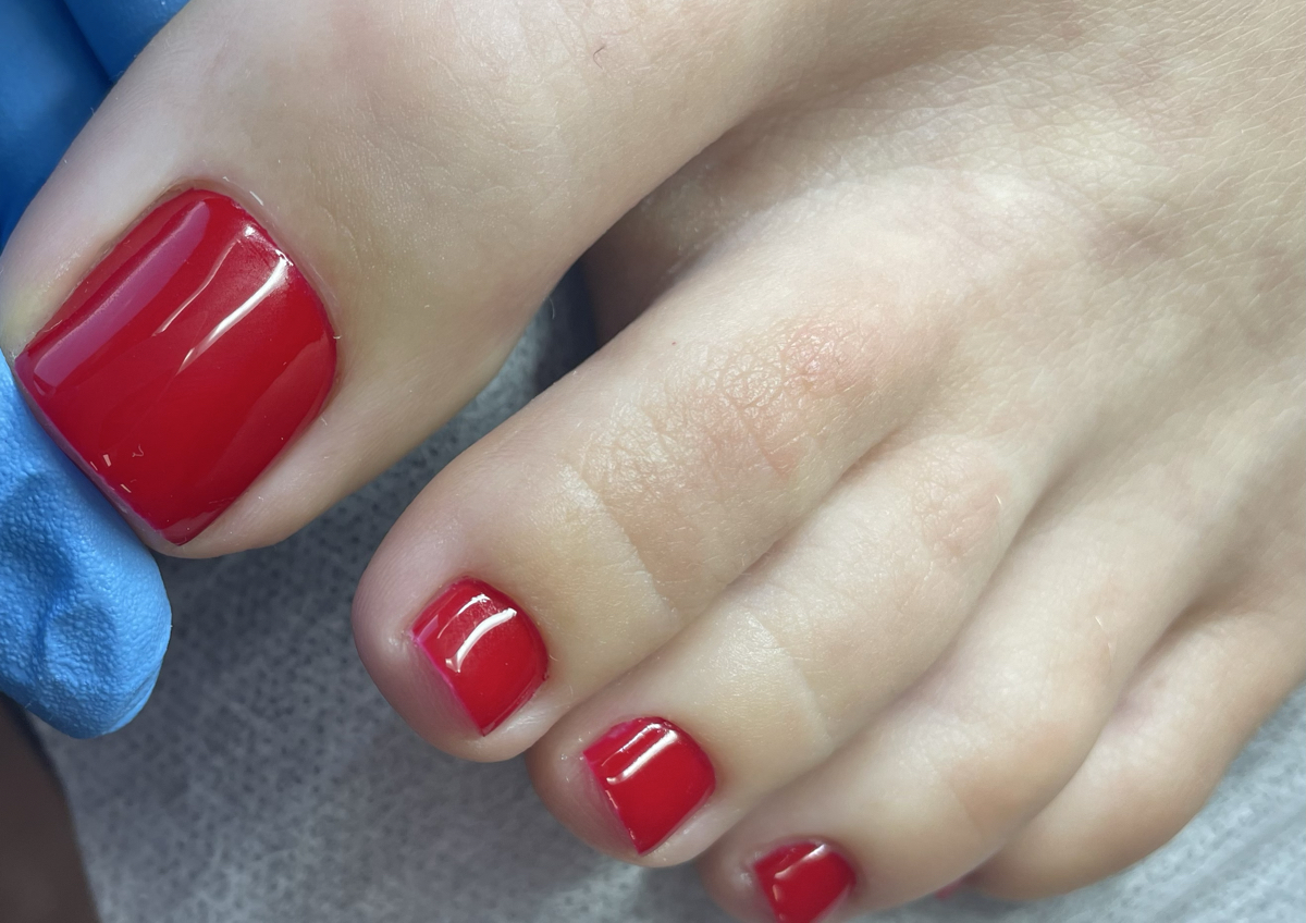 Dry Toe Gel Polish Pedicure 