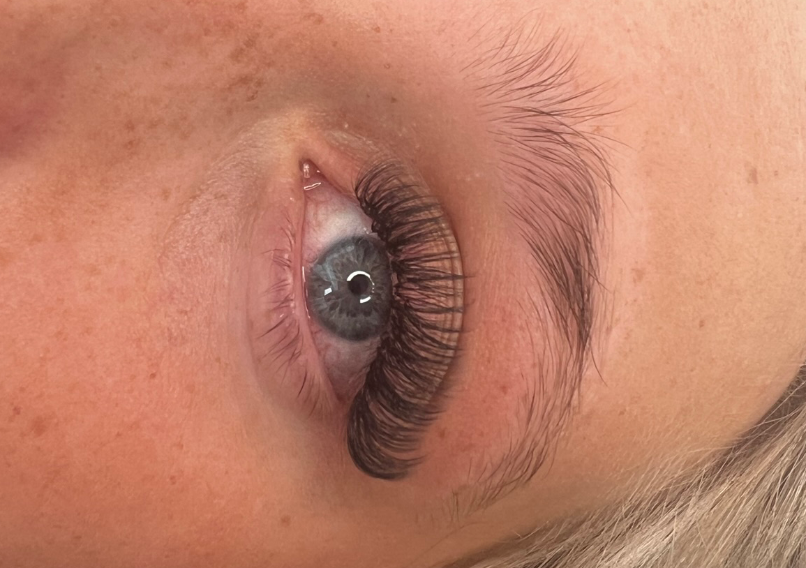 Hybrid Eyelashes
