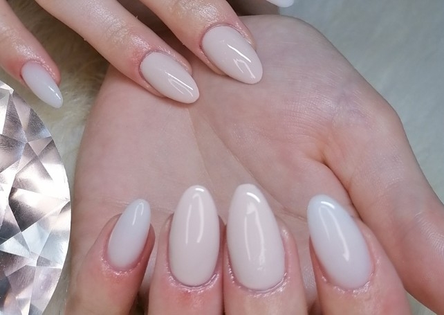 Gel on tips 