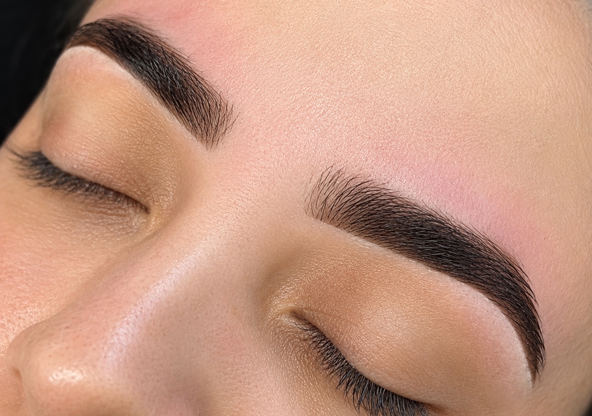 Brow Tint & Wax