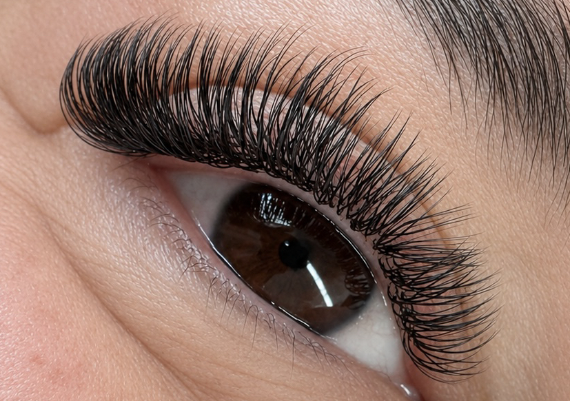 Aura Lashes/U (Full Set)