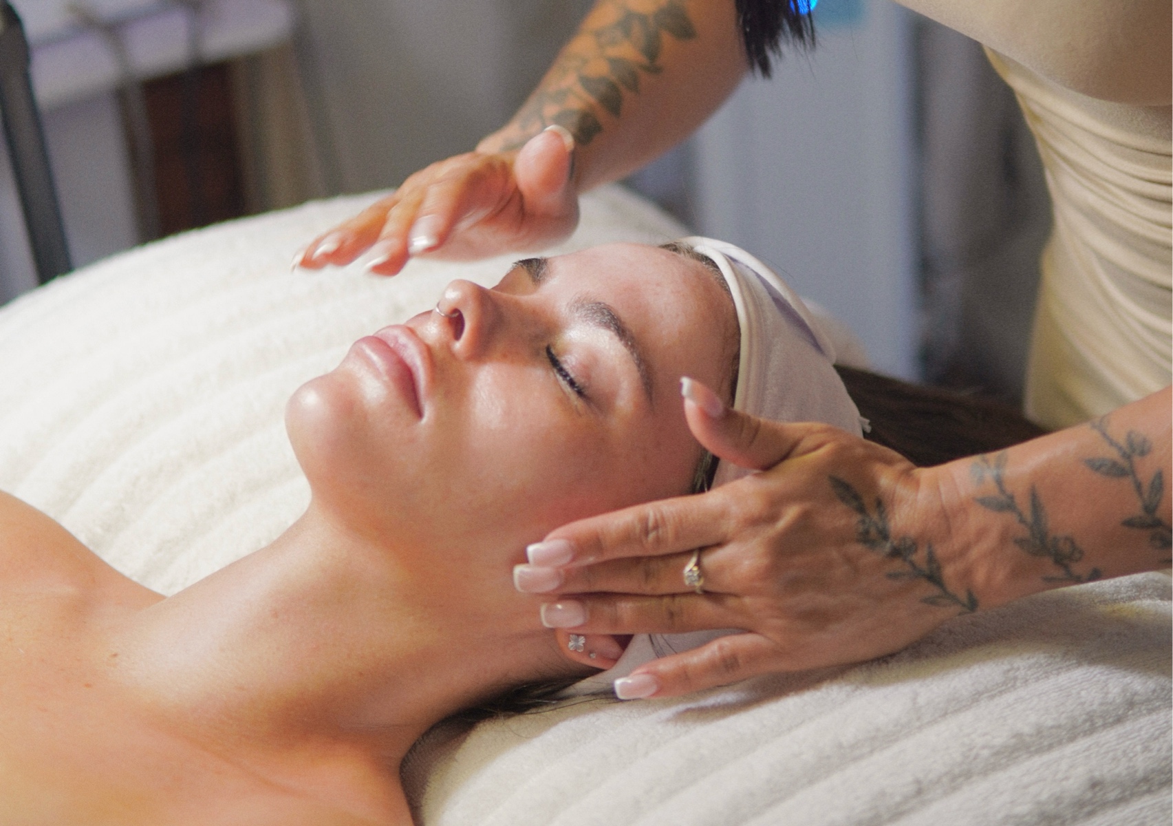 Consultation & Specialised Facial 