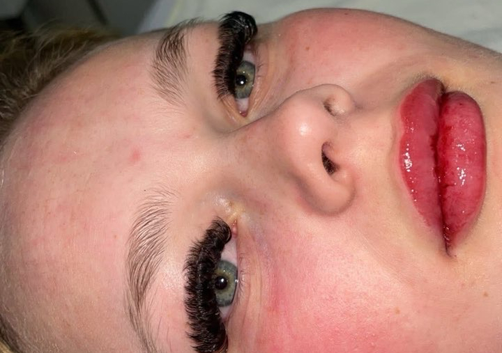 Russian Lashes (With Skye) 